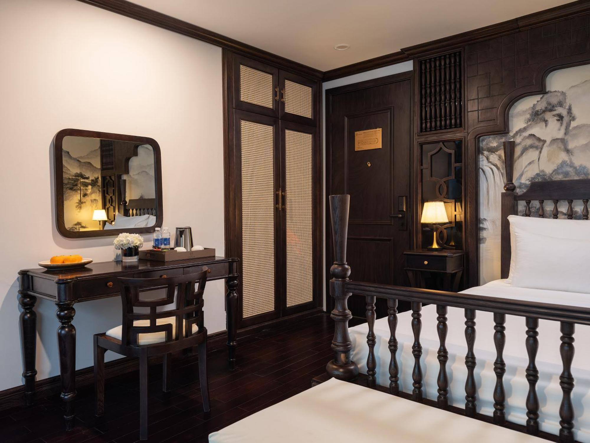 Отель Era Premium Cruises Halong Халонг Экстерьер фото